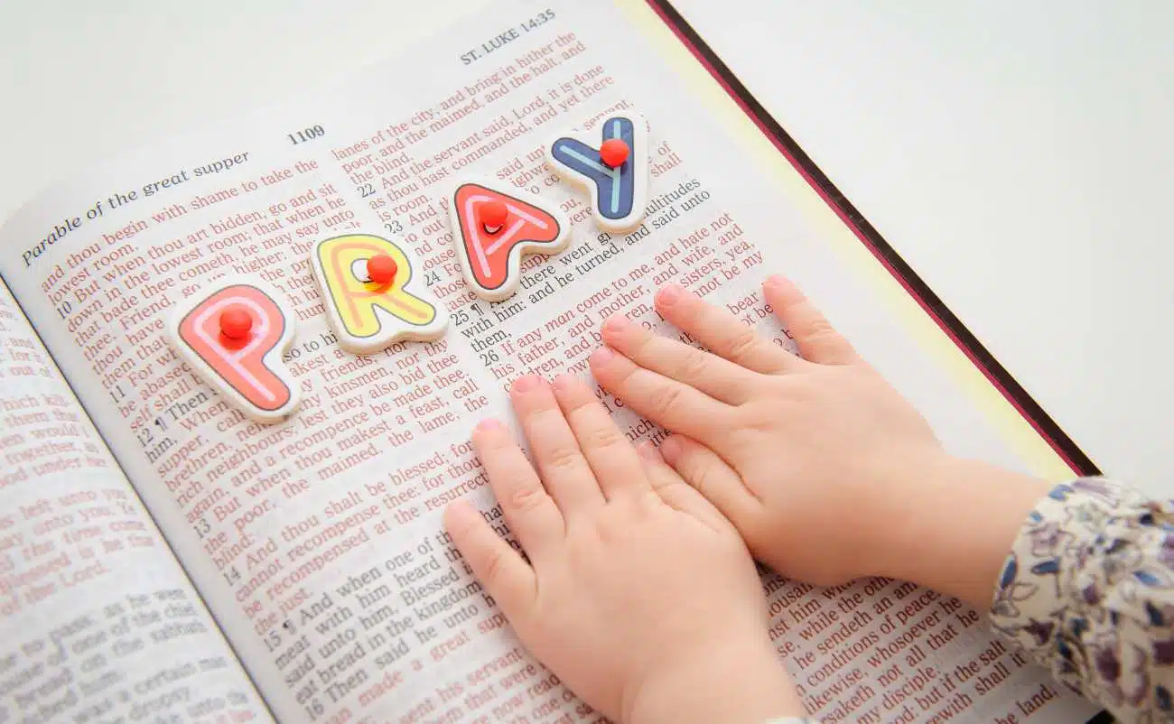 How to pray bible reading by kids